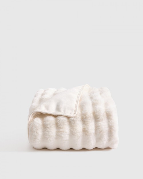 Ruched Faux Fur Throw - Snow